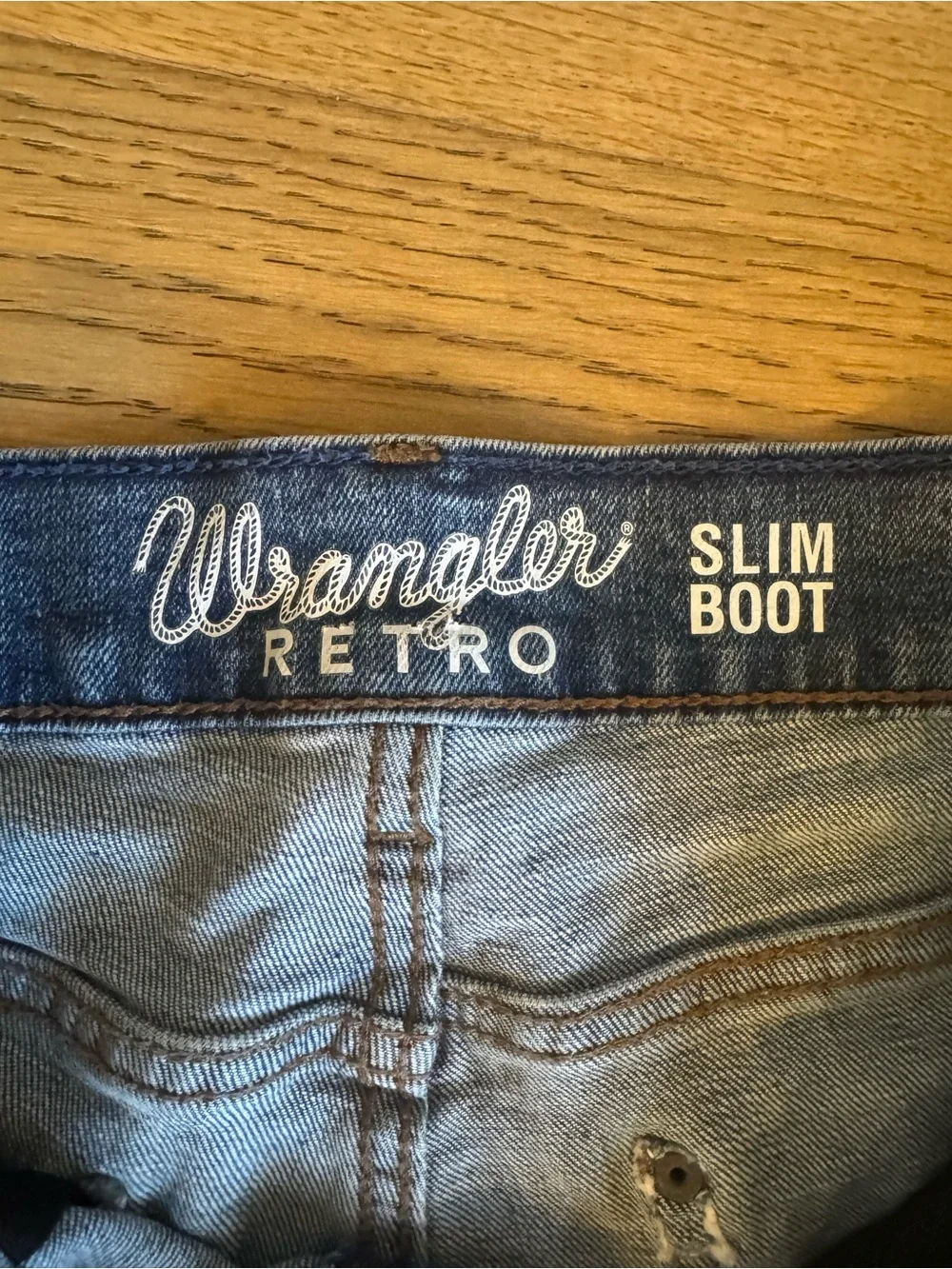 Wrangler Men’s Light Blue Relaxed Fit Denim Jeans